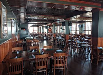 rhode-island/west-bay/restaurant/newport-officers-club-us-military-base