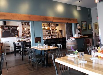 canada/niagara-peninsula/restaurant/tide-and-vine-oyster-house