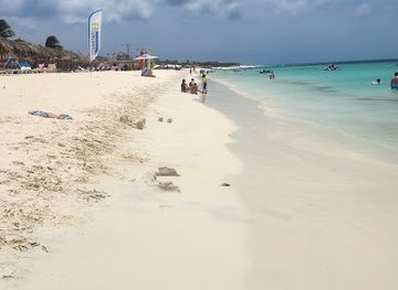 aruba/eagle-beach/restaurant/beach-club