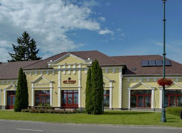 hungary/jaszsag/restaurant/regi-kaszino-vendeglo