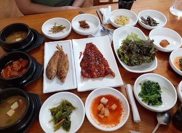 south-korea/gyeonggi-province/restaurant/rural-dining-table-restaurant
