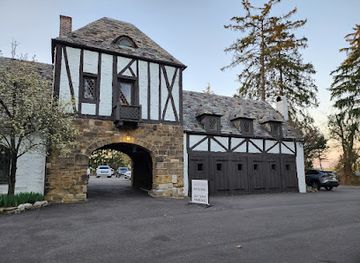 pennsylvania/western-pennsylvania/restaurant/hyeholde-restaurant