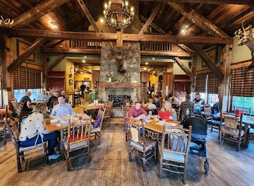 north-carolina/blue-ridge-mountains/restaurant/harvest-on-main