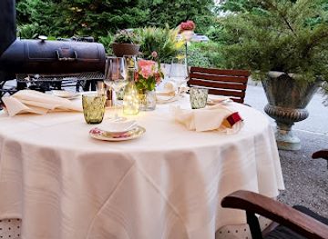 liechtenstein/furstin-gina-weg/restaurant/weinlaube