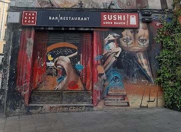 spain/madrid/restaurant/yan-ken-pon-sushi-ramen-y-libreria