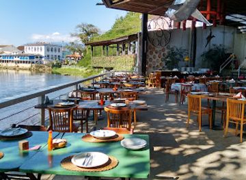 brazil/south-region/restaurant/emporio-do-largo