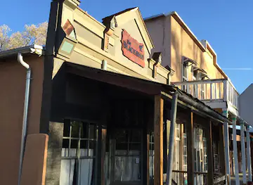 Black Bird Saloon