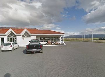 iceland/saudarkrokur/restaurant/n1-heitt-og-grillao