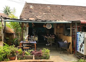 laos/xieng-khouang-plateau/restaurant/two-little-birds-cafe