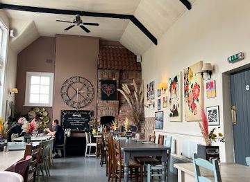 united-kingdom/derbyshire/restaurant/the-schoolhouse-restaurant-bar-and-garden