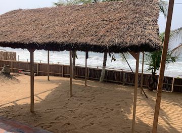 cote-d-ivoire/grand-bassam/restaurant/le-petit-baigneur-restaurant-grill-bar