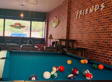 lebanon/kadisha-valley/restaurant/central-perk-ehden