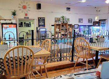 west-virginia/harper-s-ferry/restaurant/isabella-s-pizza-subs