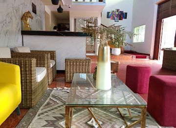 comoros/moroni/restaurant/zara-hotel