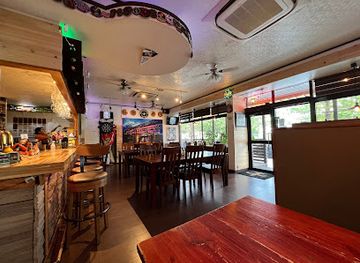 japan/okinawa/restaurant/cafe-orleans