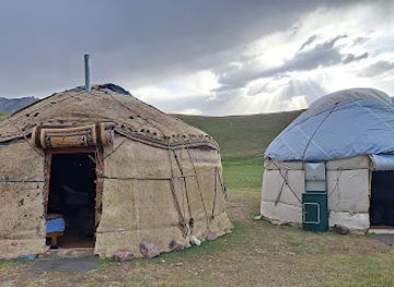 kyrgyzstan/alai-valley/restaurant/tulpar-kul-yurt-camp