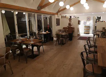 Lakeside Ry - Restaurant