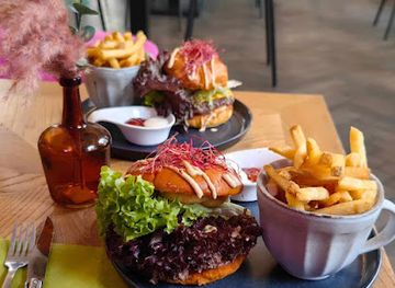 austria/graz/st-leonhard/restaurant/blauer-bar