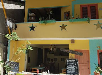 dominican-republic/las-terrenas/restaurant/empanadas-y-mas