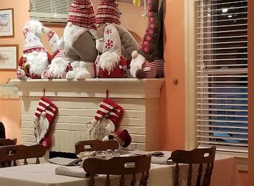 pennsylvania/ricketts-glen-state-park/restaurant/lum-s-fernbrook-inn