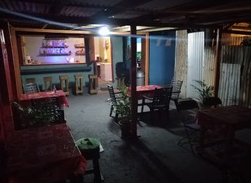 saint-lucia/gros-islet/restaurant/humble-bee