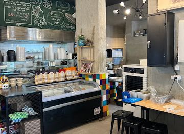 israel/hod-hasharon/restaurant/hummus-s-house