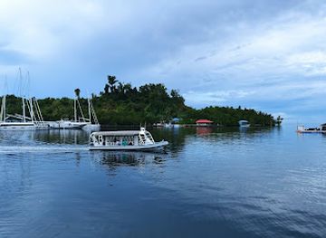 indonesia/raja-ampat/restaurant/rumah-makan-sederhana