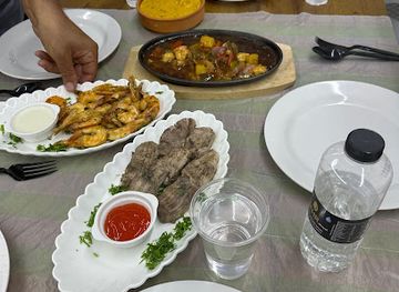 oman/mirbat/restaurant/al-mat'am-al-saudi-lil-ma'akulat-al-bahariya