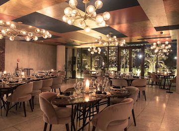 egypt/giza-plateau/restaurant/pier88-pyramid-hills