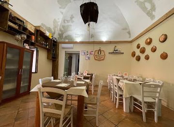 italy/pompeii/villa-of-the-mysteries/restaurant/la-cantina-di-plinio