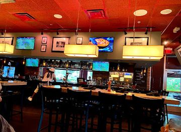 florida/orlando-theme-parks/restaurant/marlow-s-tavern