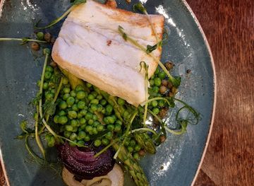 micronesia/pohnpei/restaurant/cherman-hadley