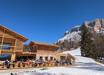 italy/alta-badia/restaurant/rifugio-lee