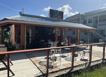saint-lucia/micoud/restaurant/fano-s-sports-bar-grill