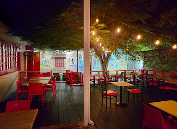 puerto-rico/ponce/restaurant/nispero-asador-vinos-y-cocteleria