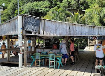 honduras/la-paz-region/restaurant/hole-in-the-wall