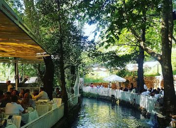 lebanon/al-shouf-cedar-nature/restaurant/al-midyaf-restaurant