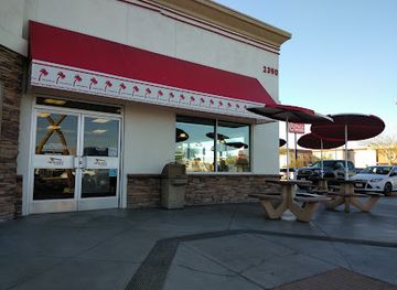 california/imperial-valley/restaurant/in-n-out-burger