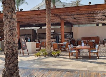 egypt/luxor/karnak/restaurant/olives