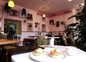 ukraine/kyiv/podil/restaurant/hum-hum