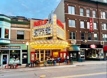 michigan/marquette/restaurant/delft-bistro