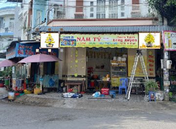 vietnam/can-tho/restaurant/quan-com-tam-long-xuyen-nam-ty