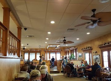 illinois/northern-illinois/restaurant/busy-corner