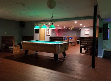 wisconsin/wausau/restaurant/christine-s-bar-wausau