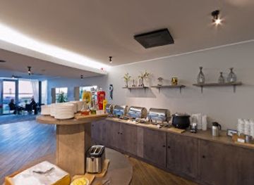 estonia/panga-cliff/restaurant/sabba-restoran-kuressaares