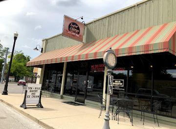 indiana/the-great-lakes-plain/restaurant/east-of-chicago
