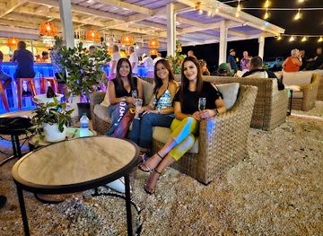 puerto-rico/la-parguera/restaurant/mooring-beach-club