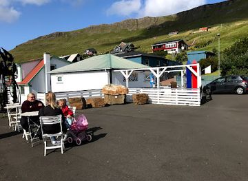 faroe-islands/tvoroyri/restaurant/oyggin-art-gallery