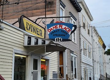new-york/albany/washington-park/restaurant/dan-s-place-two