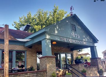 arkansas/fayetteville/restaurant/the-farmer-s-table-cafe